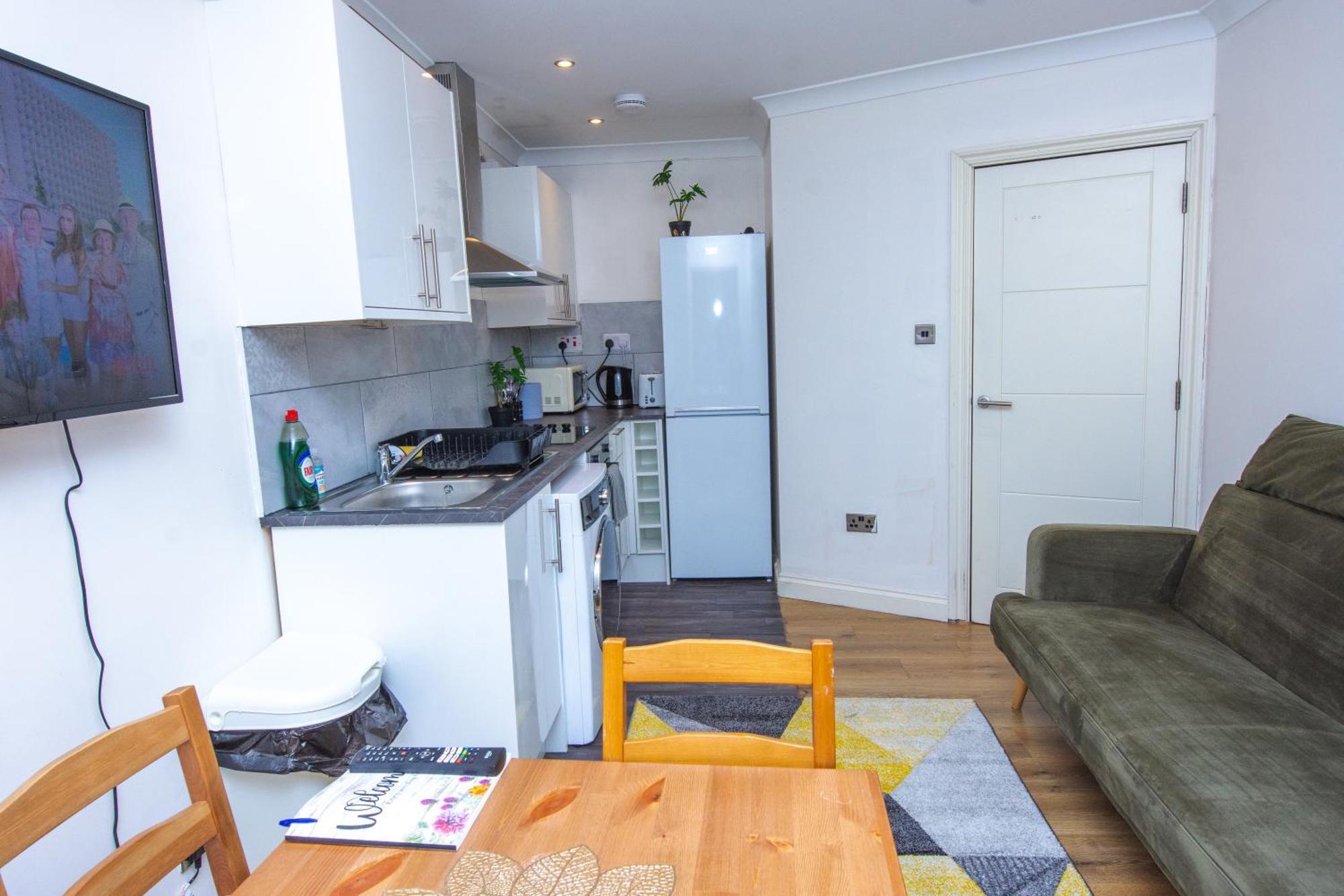 Evergreen Apartments-Flat 4, Londra Esterno foto